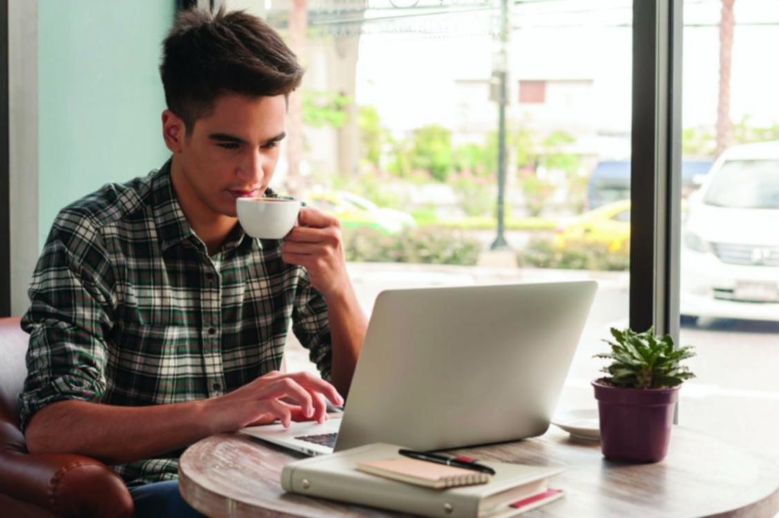 Офисная работа команды AtomForgeHub